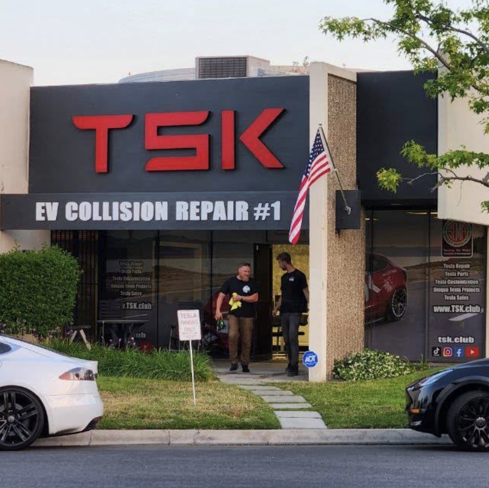 EV Collision Center | TSK